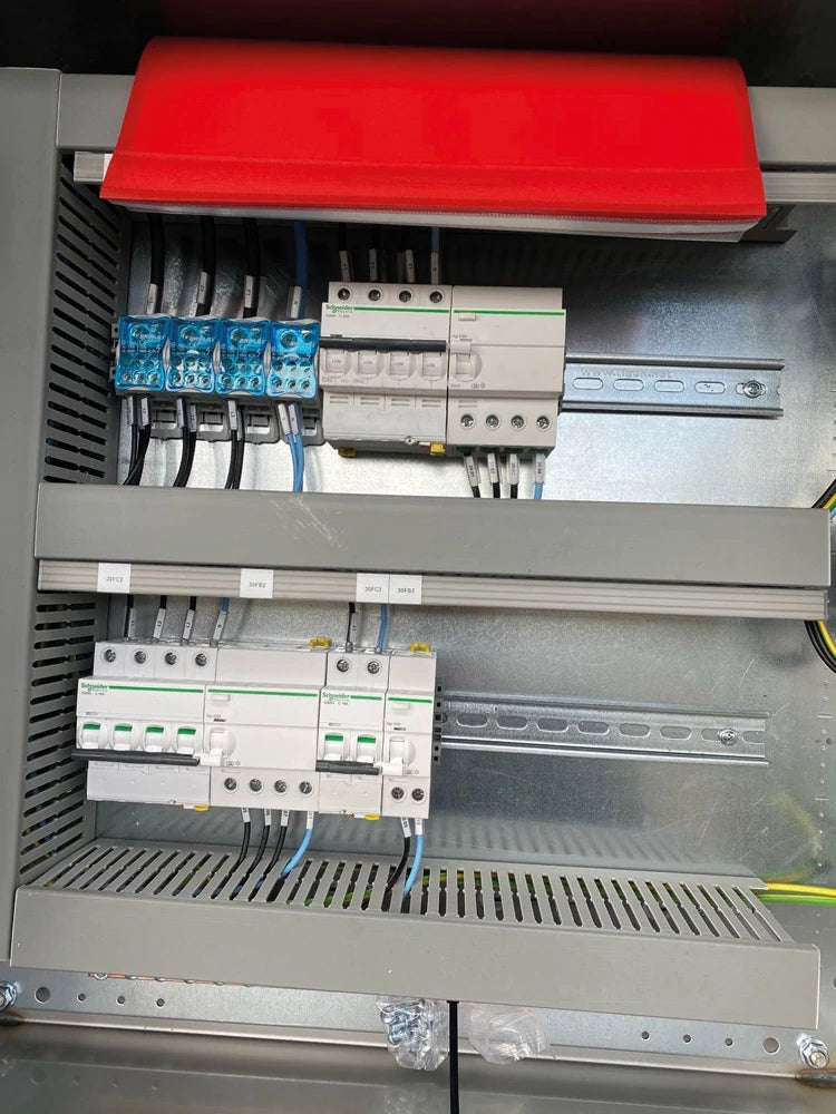 NVent ERIFLEX Distribution Terminal Block - 569050