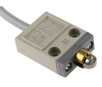 Final de carrera industrial Omron SwitchES - D4C1202