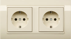 Gira Toma De Pared Estándar 55 (interruptor WCD) - 0756021