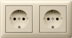 Gira Toma De Pared Estándar 55 (interruptor WCD) - 075601